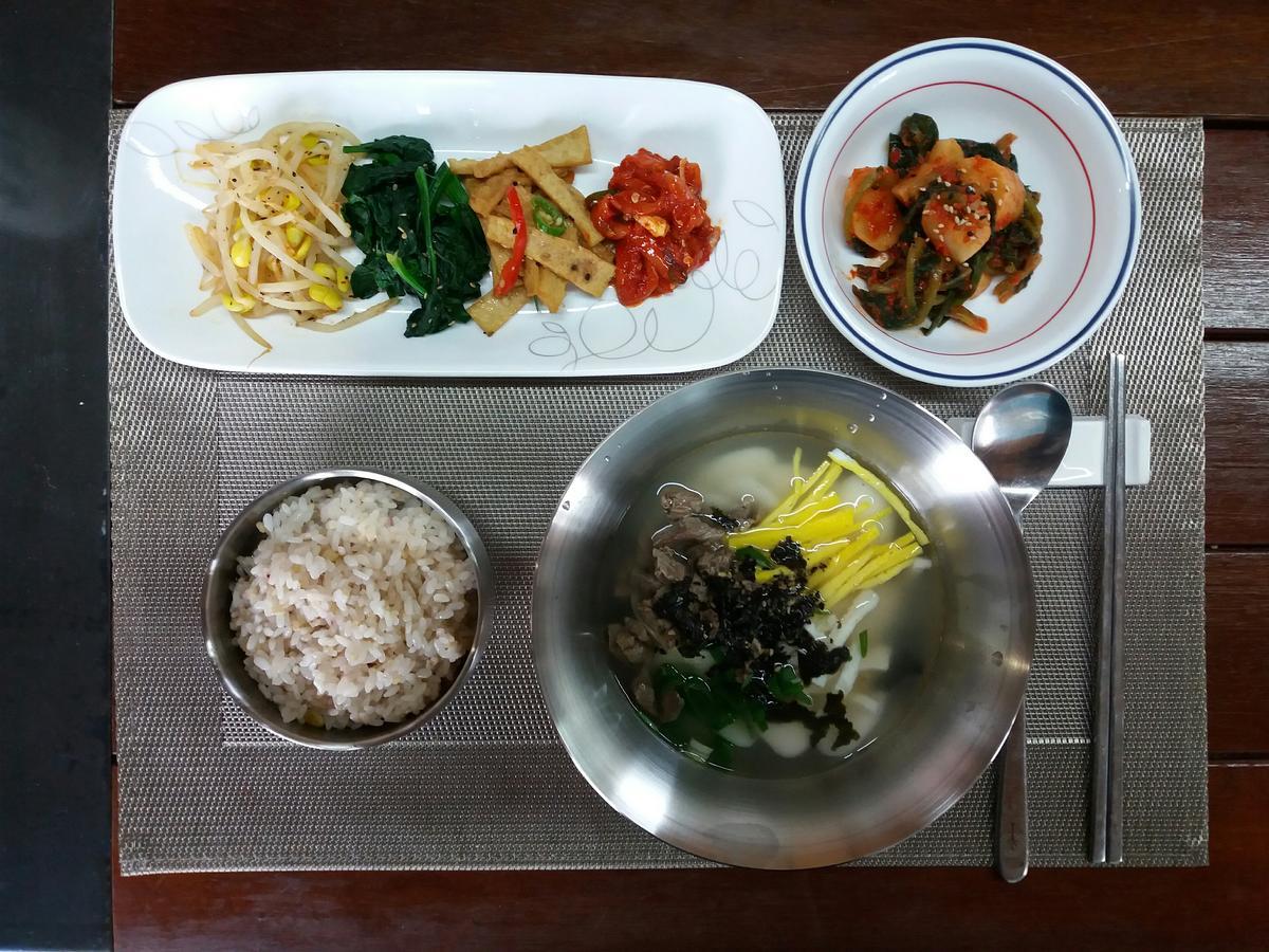 Bookmark Guesthouse Seogwipo Exterior foto