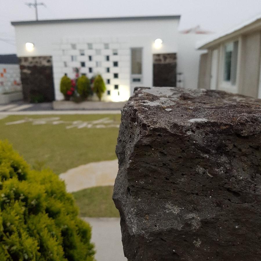 Bookmark Guesthouse Seogwipo Exterior foto